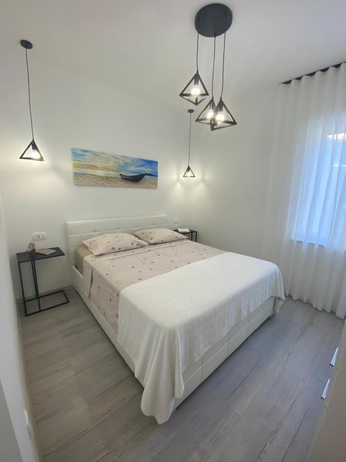 Holiday House Canis Žuljana エクステリア 写真