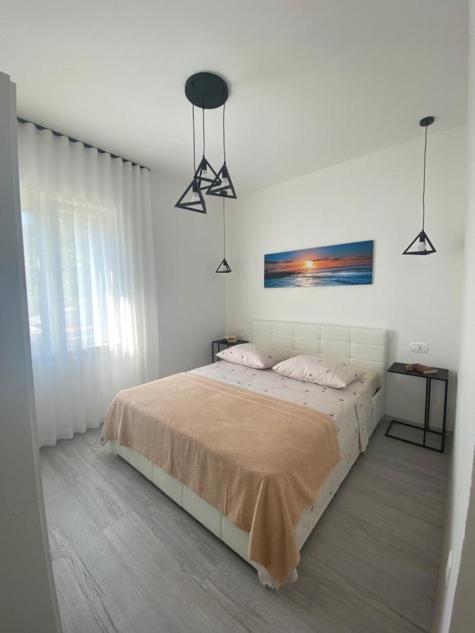 Holiday House Canis Žuljana エクステリア 写真